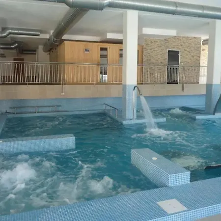 Costa Superior De Lujo - Playa De Catedrales *